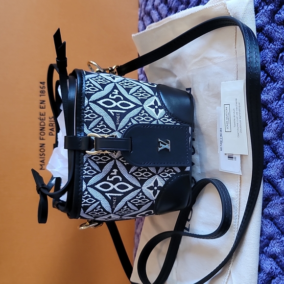 Louis Vuitton, Bags, Louis Vuitton Neo Noe Nano 854 Black Gray Jacquard  Bag Giant Monogram Limited